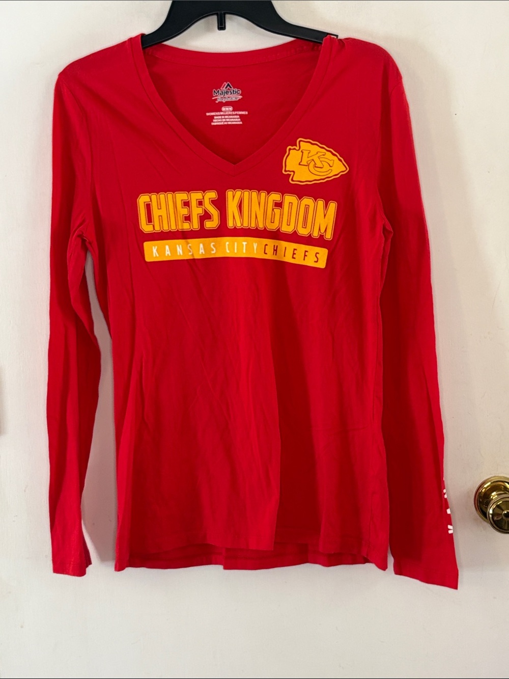 NFL Majestic Kansas City Chiefs red long sleeve v-neck t-shirt Size Medium
